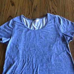 LuLaRoe L Classic T